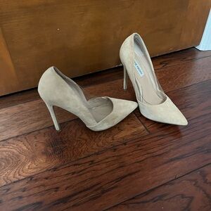 Steve Madden Tan Pointed Toe Heels